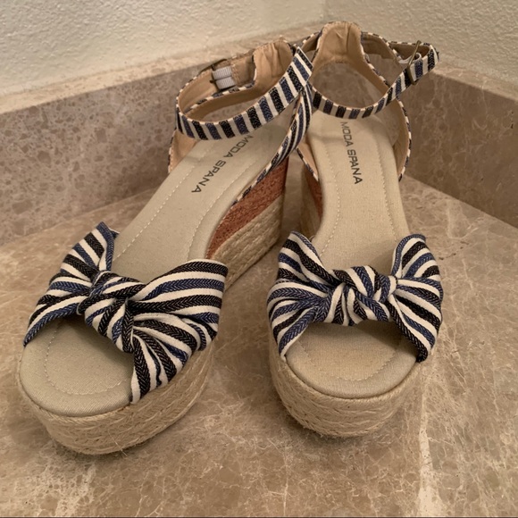 Moda Spana Shoes - Like new Moda Spana sandal